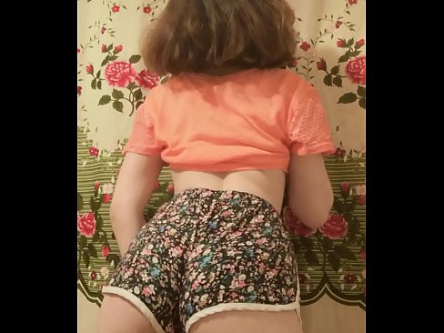 ❤️ सेक्सी तरुण बेब कॅमेऱ्यात तिची चड्डी काढत आहे ️❌ गुदद्वारासंबंधीचा अश्लील  ﹏